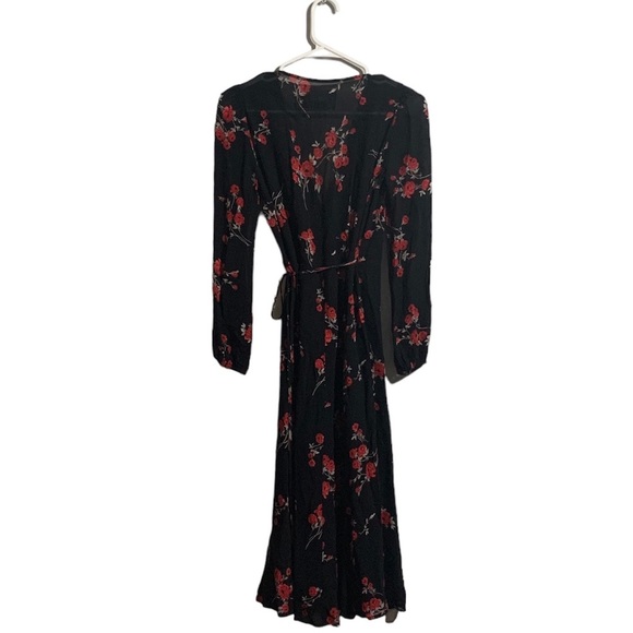 Reformation Nicole Floral Black Wrap Midi Dress Size: XS - Picture 5 of 9